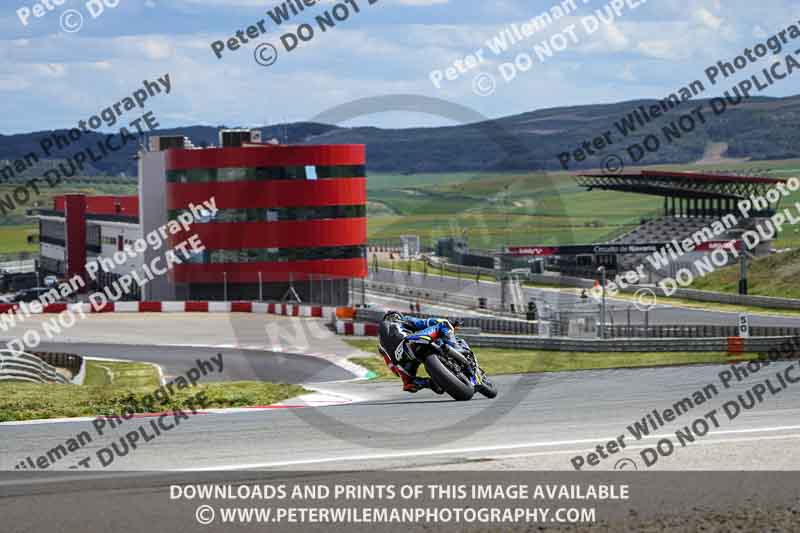 cadwell no limits trackday;cadwell park;cadwell park photographs;cadwell trackday photographs;enduro digital images;event digital images;eventdigitalimages;navarra;no limits trackdays;peter wileman photography;racing digital images;trackday digital images;trackday photos